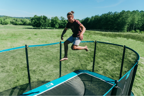 Sauter sur un trampoline, bon pour la santé ?