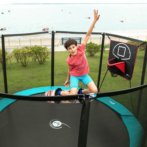 Freestyle board with fixings