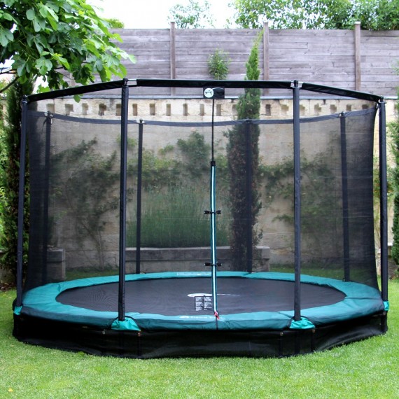 14ft Jump'in ground 430 trampoline with enclosure