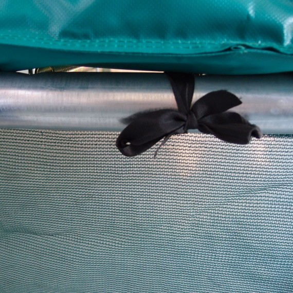 Protective skirt for Apollo Square trampoline 