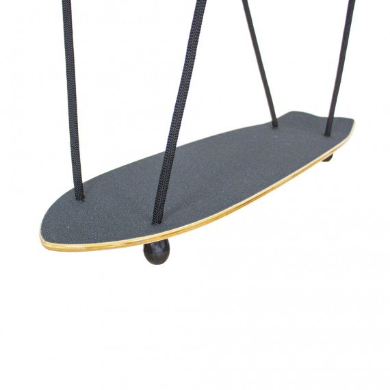 Swing skate for Ninja slackline