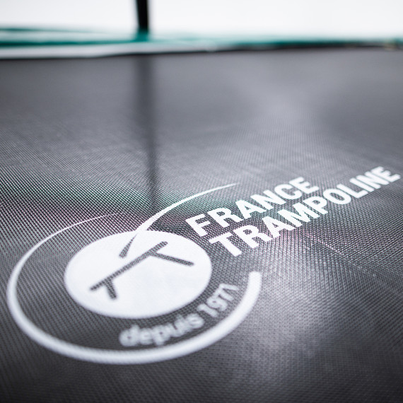 14ft jumping mat Ovalie 430 trampoline - 70 springs 180mm 14ft jumping mat Ovalie 430 trampoline - 70 springs 180mm