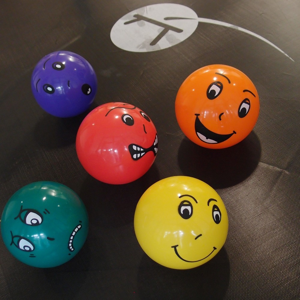Fun ball. Забавные мячики. Забавный мячик и шарик. Funny balls.