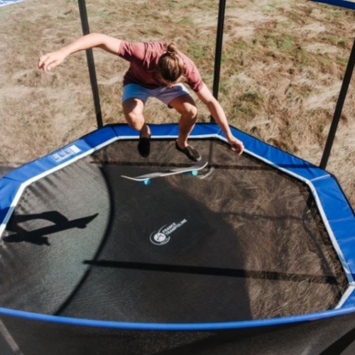 Quel trampoline choisir pour un adolescent ?